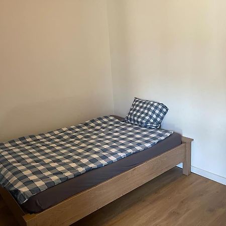 Lovely 1 Private Bedroom With Garden View Rotterdam Eksteriør billede
